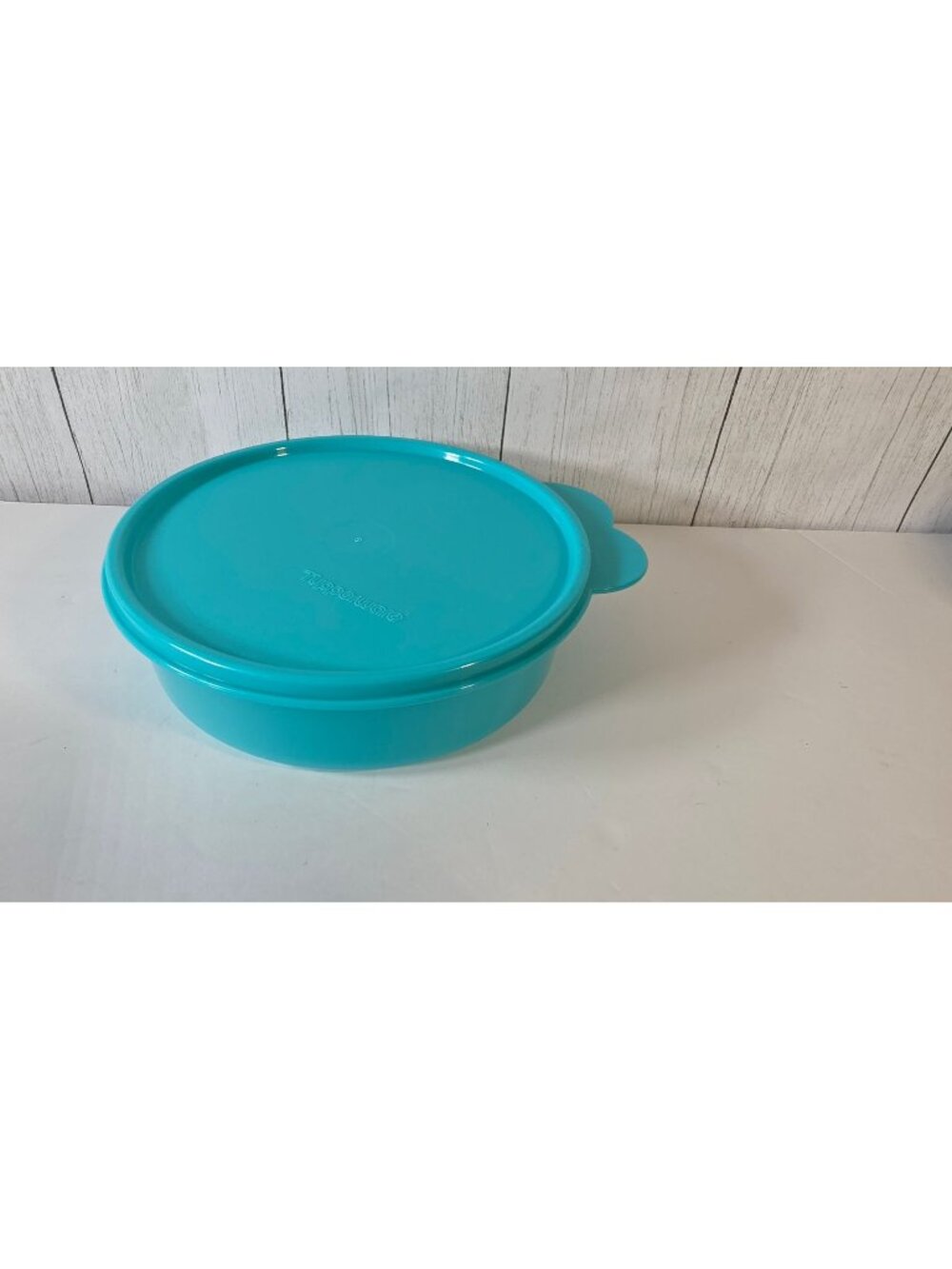 TUPPERWARE CEREAL BOWL 6403 TEAL BLUE 2 CUP 500ML BUTTERFLY TAB SEAL LID VINTAGE